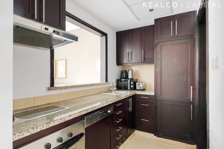 Chiller Free | Studio Apartment | Canal View | The Views, Dubai Chiller Free | Studio Apartment | Canal View | The Views, Dubai