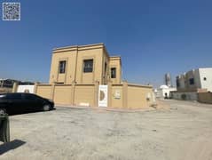 فیلا في الزاهية 4 غرف 110000 درهم - 14776758