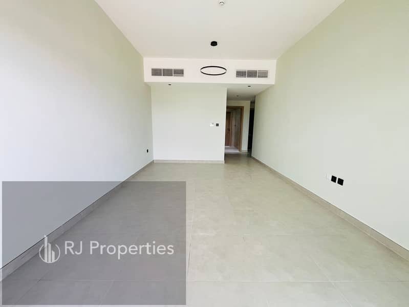 30 DAYS FREE 2BHK SUN LIGHT APARTMENT WITH OPEN VIEW BALCONY BOTH MASTER BEDROOM WITH PARKING JUST 70K