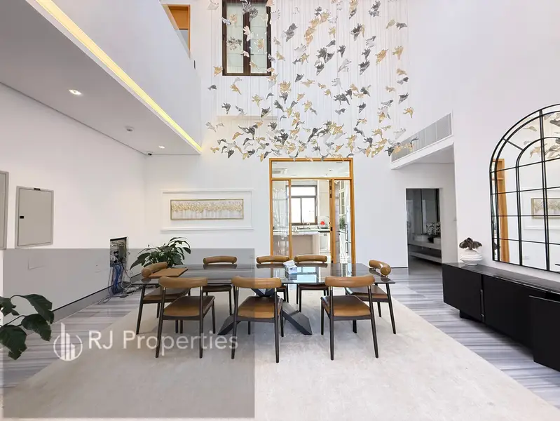 Spacious 5BR Luxury Basement Villa | Private Pool, Gym, Cinema & Kids Area - View 2