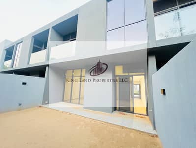 4 Bedroom Townhouse for Rent in Tilal City, Sharjah - ad77c260-f393-42d2-9cbe-536d3bb337c0. JPG 4 Bedroom Townhouse for Rent in Tilal City, Sharjah - ad77c260-f393-42d2-9cbe-536d3bb337c0. JPG