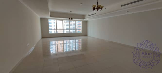 4 Bedroom Flat for Rent in Al Khan, Sharjah - 20211103_113333. jpg 4 Bedroom Flat for Rent in Al Khan, Sharjah - 20211103_113333. jpg