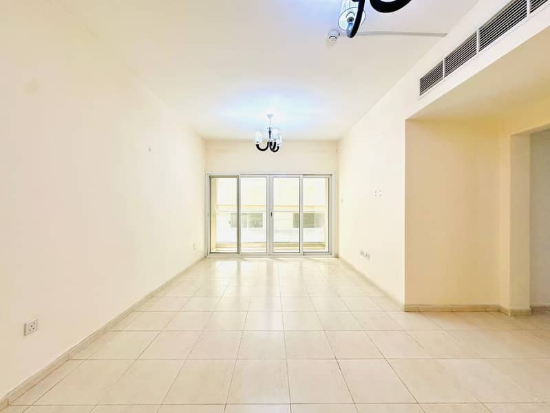 Luxury 2bhk with 2WashRoom Rent 45k 6cheque payment Near by al nahda park only for family