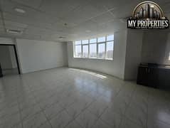 شقة في برج راك،السير 1 غرفة 33500 درهم - 14780253