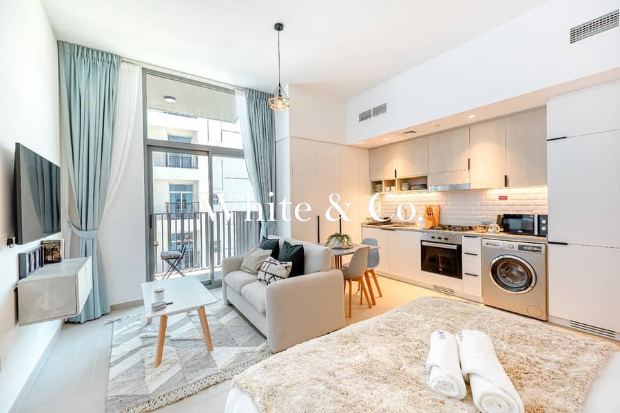 Luxurious | Tenanted | Fully Furnished Luxurious | Tenanted | Fully Furnished