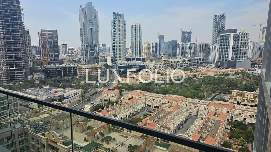 Park View | Private Pool | Vacant Park View | Private Pool | Vacant