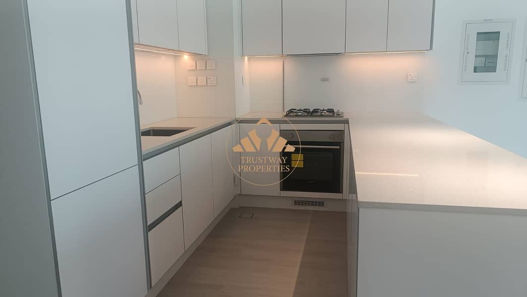 4 kitchen (2). jpg