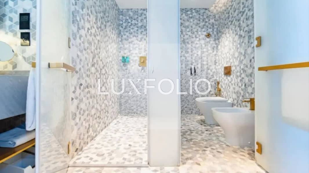 Premium Hotel Room · Private Beach · High ROI — image 5