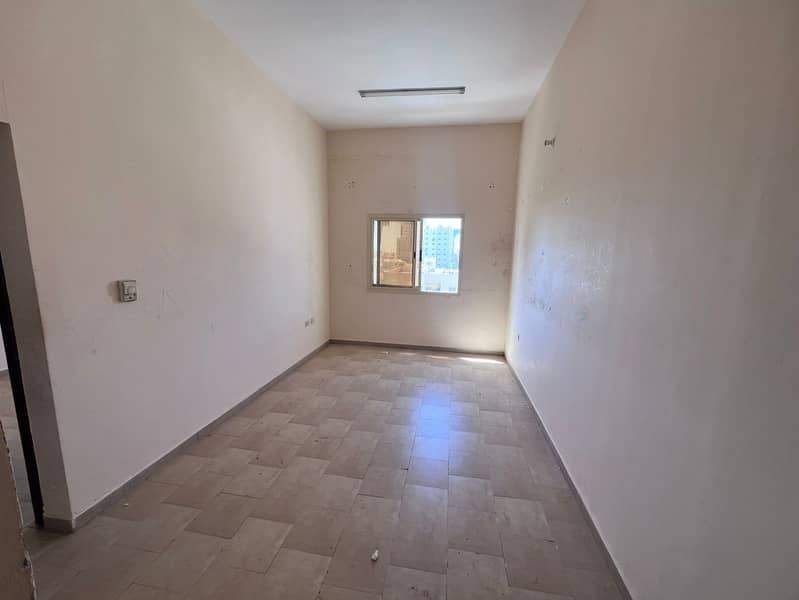 The most beautiful apartments at the lowest prices for annual rent – Al Nuaimiya 3, Ajman. One-bedroom apartment next to Al Safeer Mall, 24,000 AED.