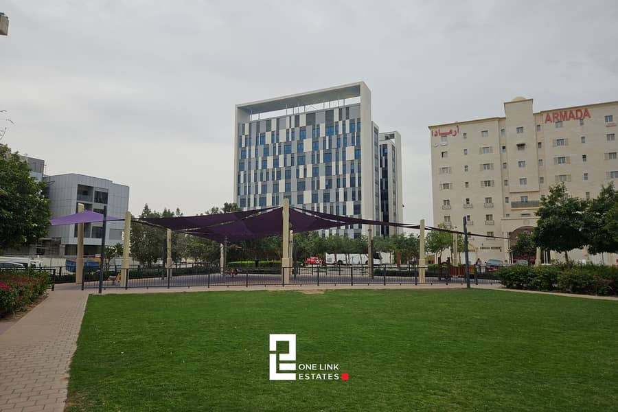 8 dubailand-residence-complex_zWJrz_xl. jpg