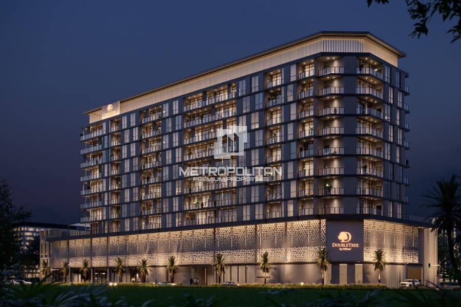 Waterfront Views| Premium Apartment| New to Market - Image 2