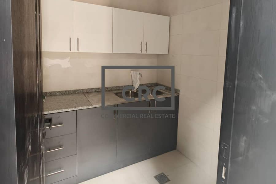 9 Kitchen 1