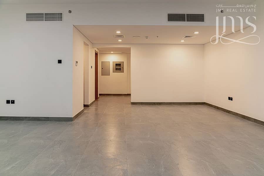 9 Tower B Unit 305_39. jpg