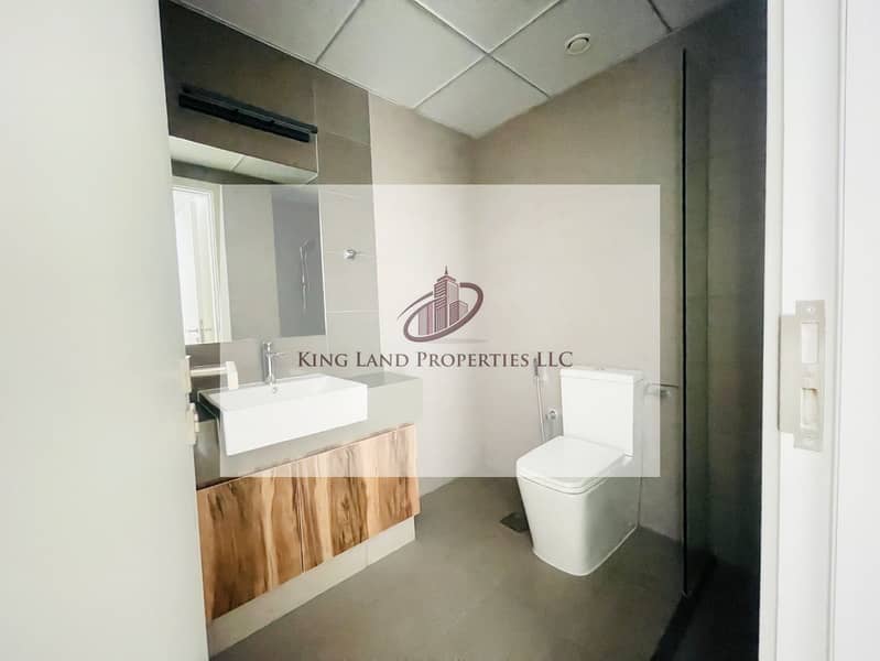 7 173ae602-1440-4bd4-b042-a006a48deeb4. JPG