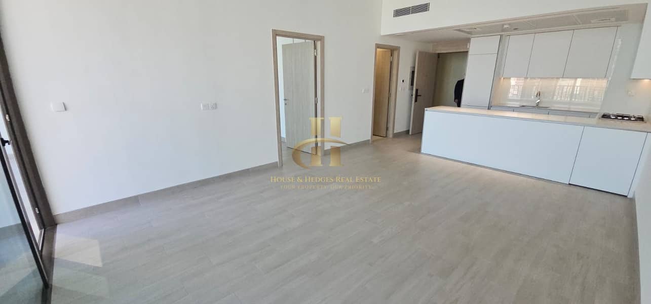 Luxury 1 bhk | Spacious | Mid floor