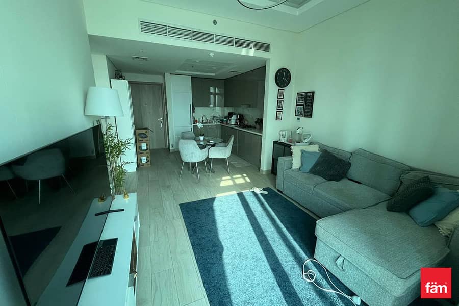 Burj/Skyline View | HighFloor | Appliances Burj/Skyline View | HighFloor | Appliances