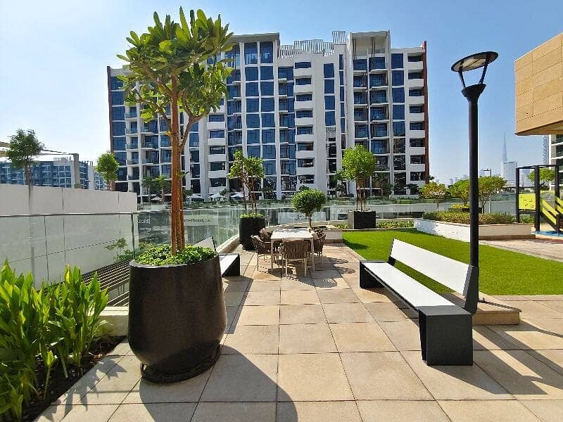 HOT DEAL| POOL VIEW | BELOW MARKET | READY NOW HOT DEAL| POOL VIEW | BELOW MARKET | READY NOW