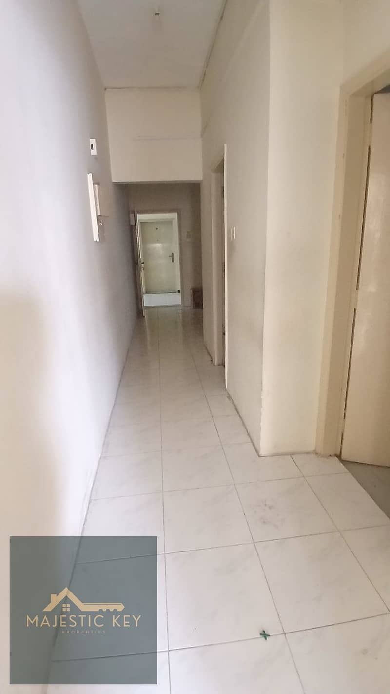 2 1000530142. jpg