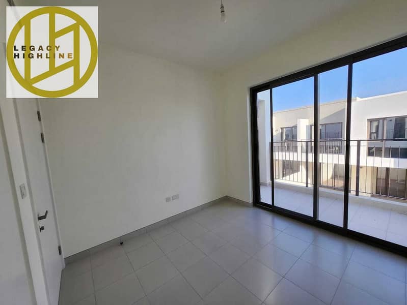 11 dubai south 8. jpg
