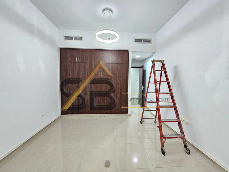 Spacious 2 Bedroom-All Amenities-Near Metro 110k
