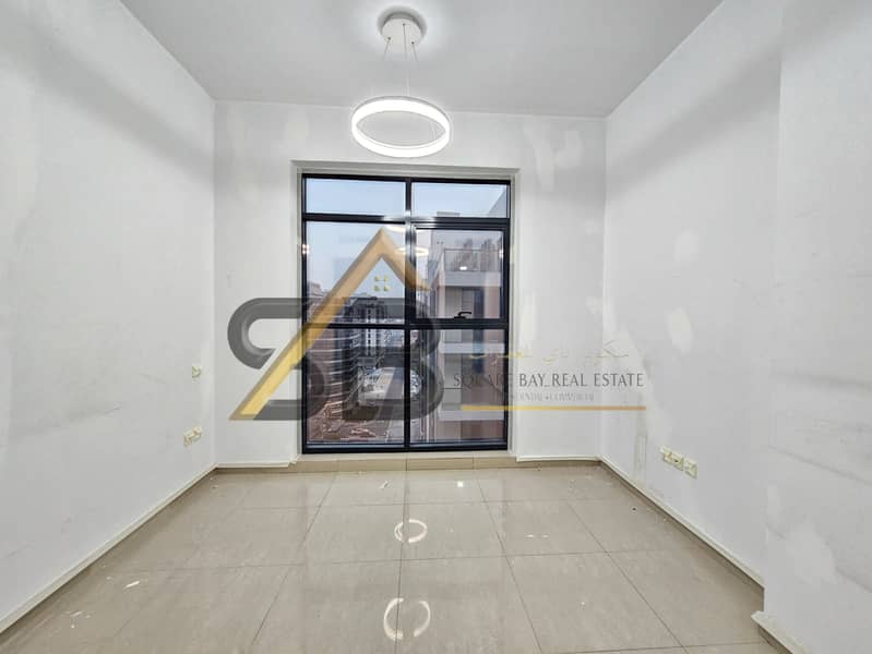 Spacious 2 Bedroom-All Amenities-Near Metro 110k