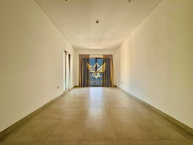 1 BHK |Semi-Furnished | Luxurious Apartment | Gym & Pool