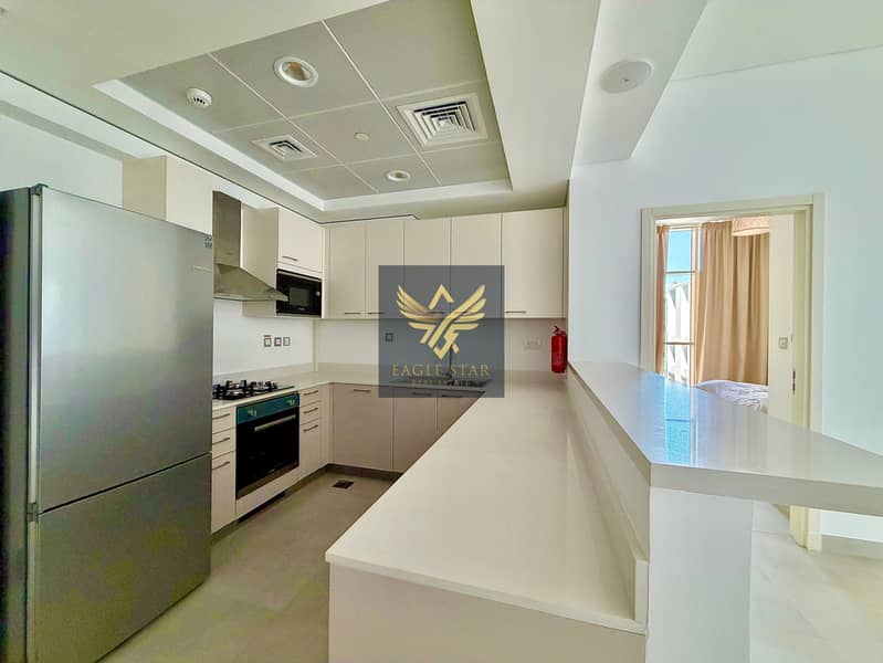 1 BHK |Semi-Furnished | Luxurious Apartment | Gym & Pool