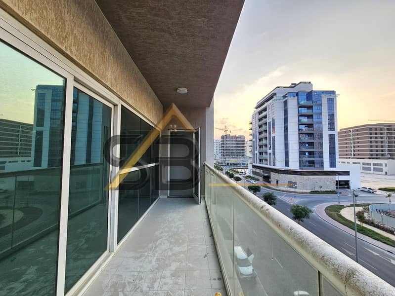 Like New | 2 Bedroom | Kitchen Appliances | 110k near Metro