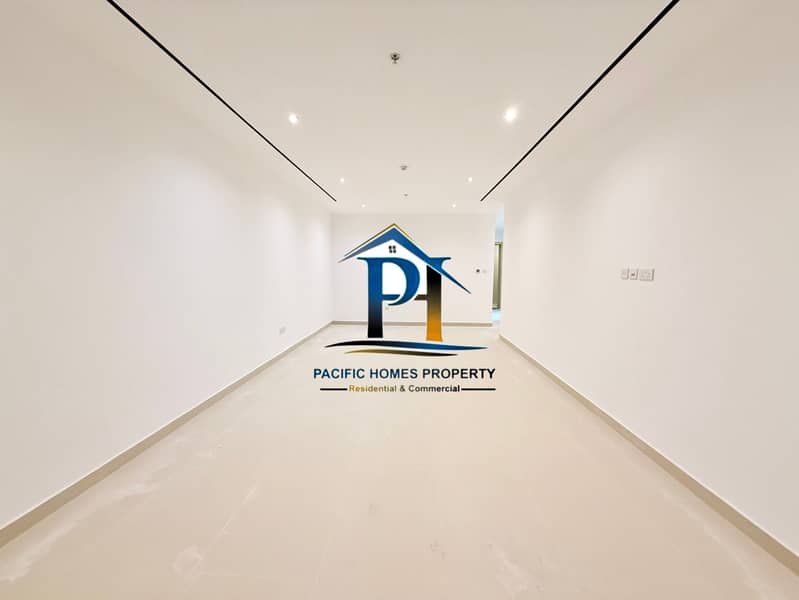 ONE MONTH FREE MODERN & SPACIOUS 2 BHK PLUS MAID ROOM | PRIME LOCATION | BALCONY & PARKING | CLOSE TO METRO