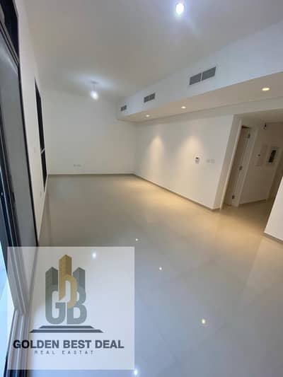 3 Bedroom Villa for Sale in Al Tai, Sharjah - WhatsApp Image 2026-04-09 at 10.27. 18 (2). jpeg 3 Bedroom Villa for Sale in Al Tai, Sharjah - WhatsApp Image 2026-04-09 at 10.27. 18 (2). jpeg