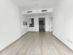 Classy Layout I Top Floor | Beautiful Open View