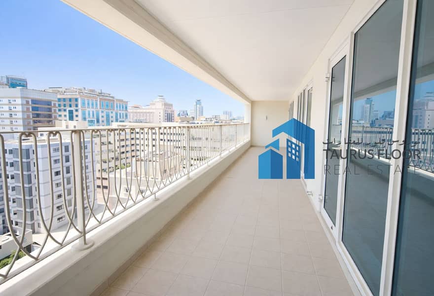 Fully Renovated || Luxury 2BHK || Near Metro || For Family