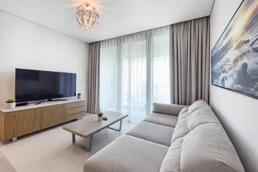 8 Modern living room with L-shaped sofa. png