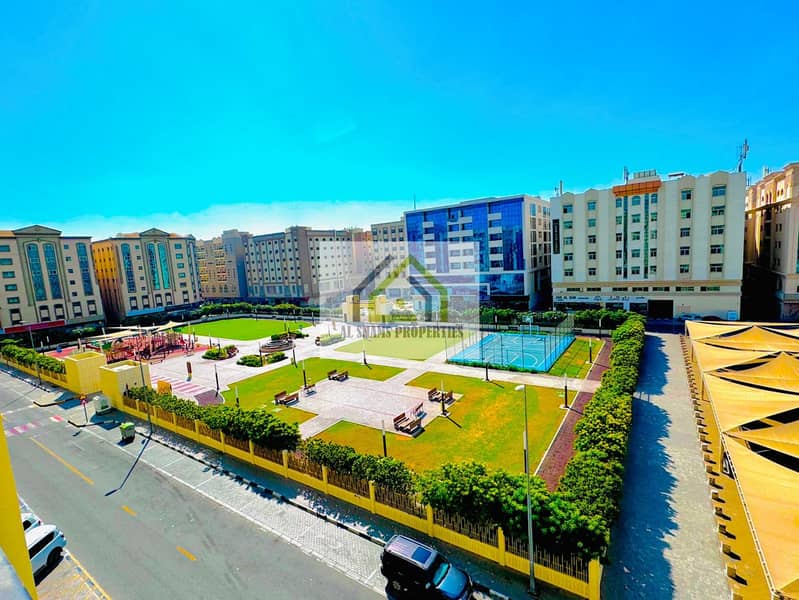 Gorgeous 3 BHK Available | Open View In Front Of Park |