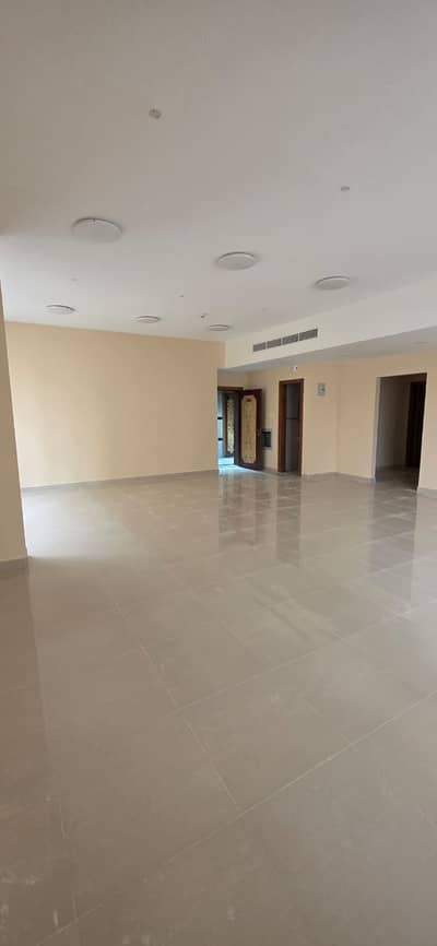 Office for Rent in Bu Daniq, Sharjah - 1000479790. jpg Office for Rent in Bu Daniq, Sharjah - 1000479790. jpg