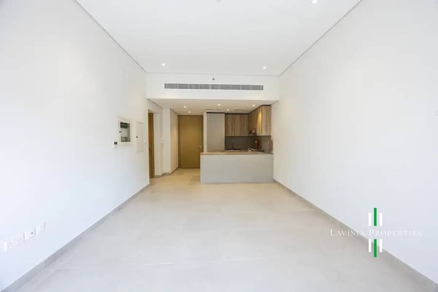 SPACIOUS LIVING | BOULEVARD VIEW | STORE ROOM SPACIOUS LIVING | BOULEVARD VIEW | STORE ROOM