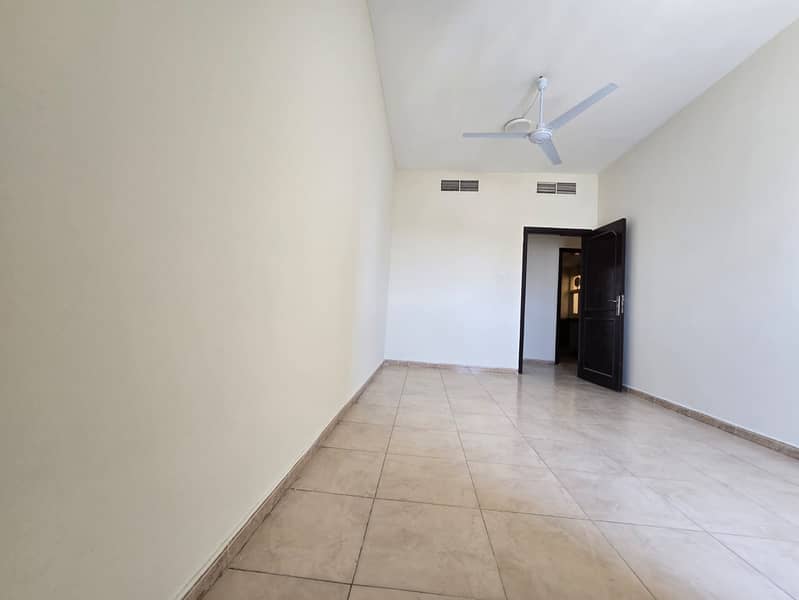 3 Bedroom Apartment for Annual Rent in Al Nuaimiya, Ajman Near Afghan Kebab & Gulfa Bridge