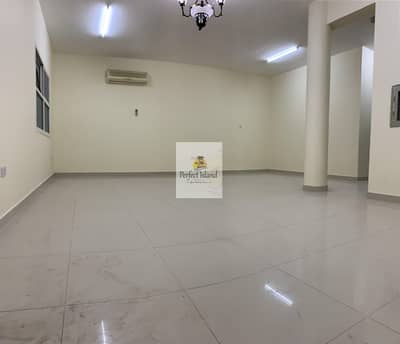 Nice Offer | 6 BR Villa | Amazing Price !! Nice Offer | 6 BR Villa | Amazing Price !!