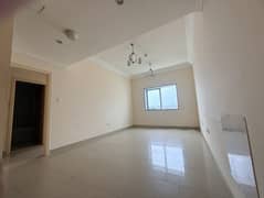 شقة في بناية المحطة،القاسمية 1 غرفة 35000 درهم - 14803908