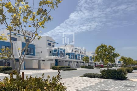 Townhouse de 3 chambres à à louer à DAMAC Lagoons, Dubai - Maison de ville à DAMAC Lagoons,Santorini, 3 chambres, 144900 AED - 14801834 Townhouse de 3 chambres à à louer à DAMAC Lagoons, Dubai - Maison de ville à DAMAC Lagoons,Santorini, 3 chambres, 144900 AED - 14801834