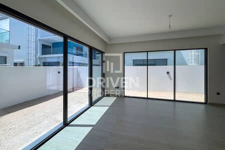 5 Slaapkamers Townhouse te Huur in DAMAC Lagoons, Dubai - Rijwoning in DAMAC Lagoons，Santorini, 5 slaapkamers, 190000 AED - 14801825