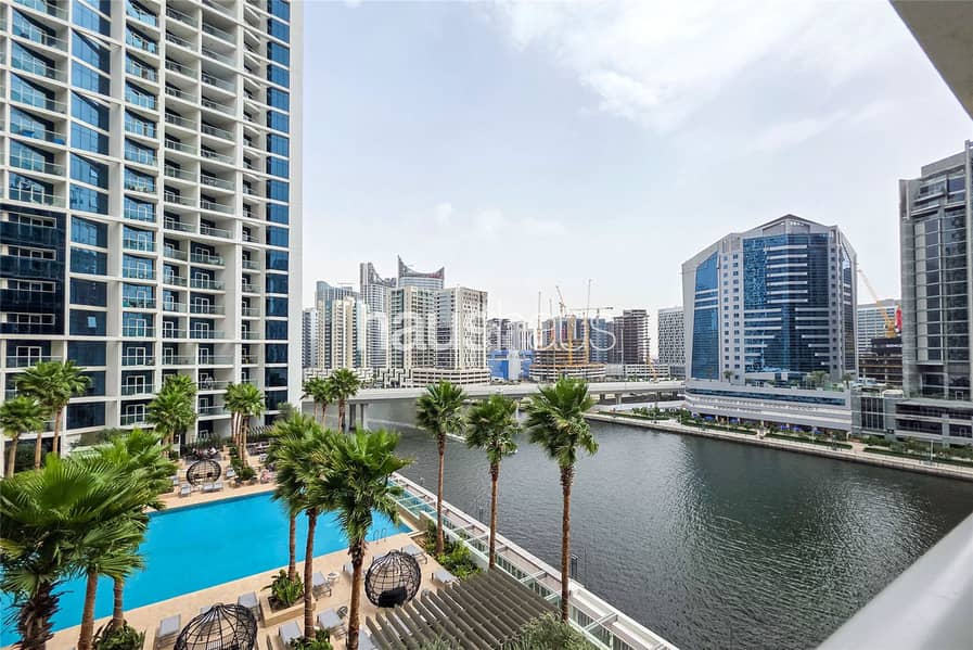 Larger Series - Canal & Pool View - Prime Location Larger Series - Canal & Pool View - Prime Location