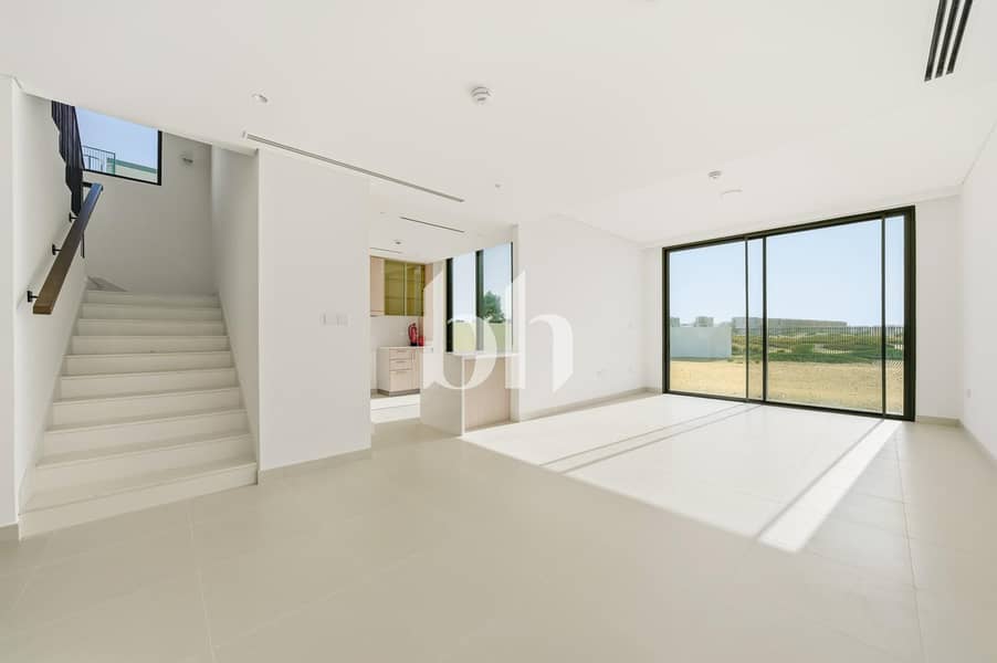 3 images image img
