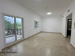 شقة من 3 غرف نوم | الثمام 55 | إطلالات على الحديقة والمنتزه | تراس الشرفة