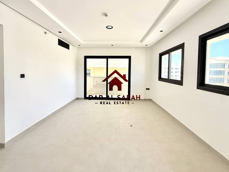 HUGE 2balconies/Both master bedroom with wardrobes/3 washrooms