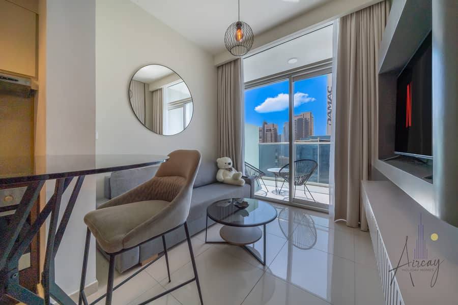 16 2016, Damac Vera. jpg