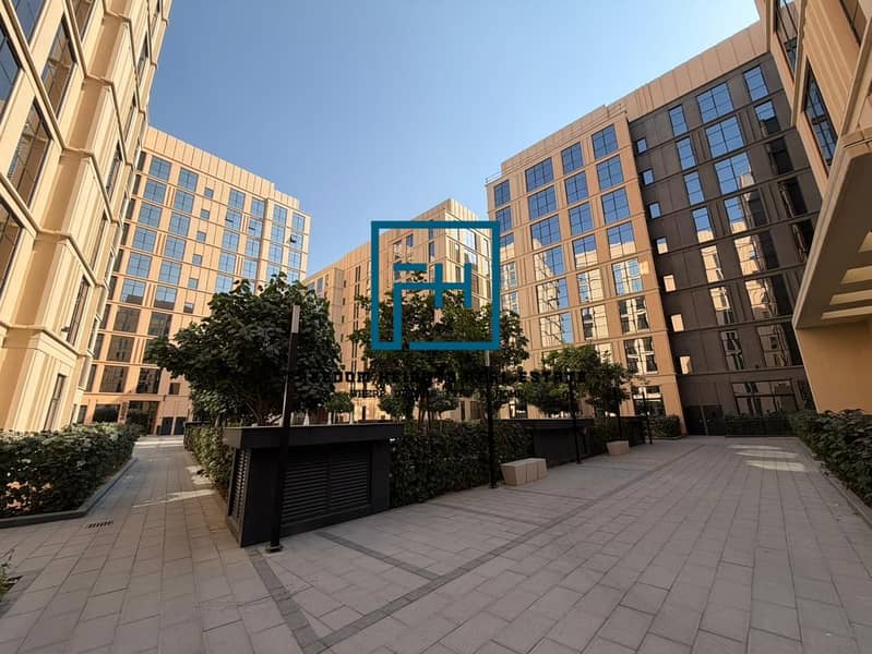 Luxury 3BHK Apartment available for rent in Al mamsha community Sharjah