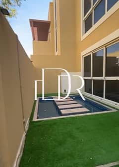 فیلا في حدائق الراحة 5 غرف 275000 درهم - 14806757