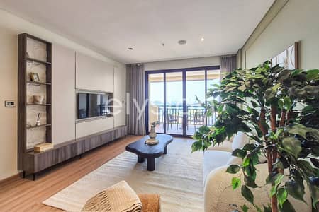 1 Bedroom Apartment for Sale in Palm Jumeirah, Dubai - Lagoon View | Upgraded Unit | Beach Access