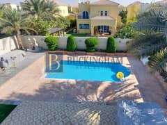 Regional Large 4Bed ++ | Private Pool